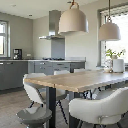 K Bouwlust * دي كوكْسدوربْ